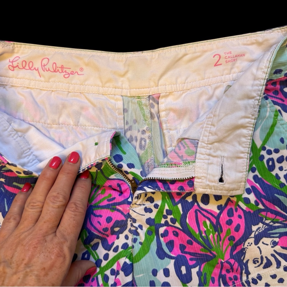 Lilly Pulitzer Shorts - Picture 4 of 9